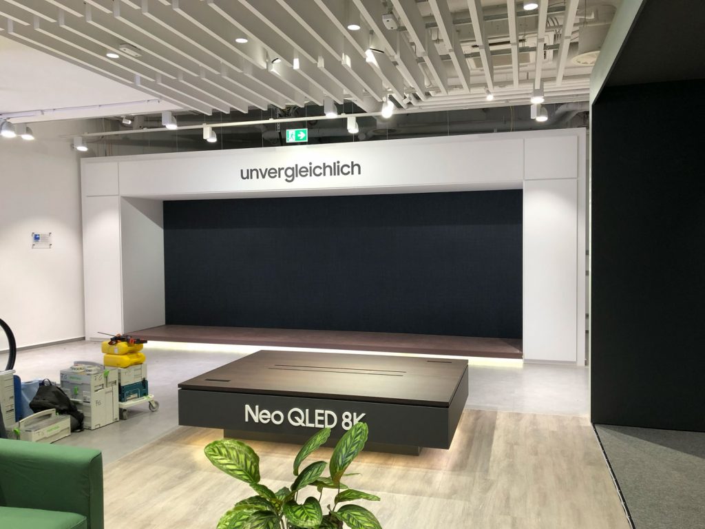 Ein Laden ohne Produkte