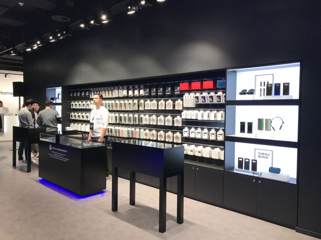 Premium Flagship Store