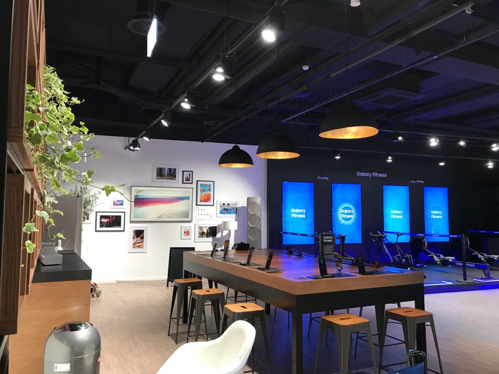 Premium Flagship Store