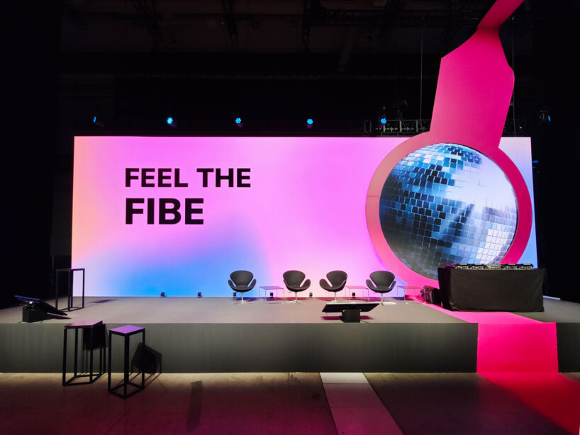 FEEL THE FIBE